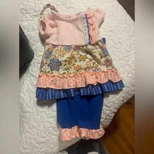 Matching top and pants set